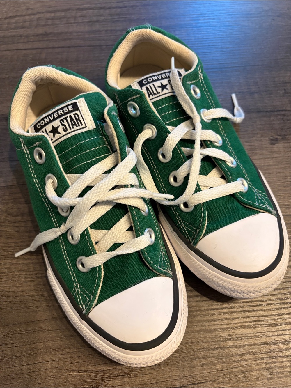 Converse Kids Green Low-Top Canvas Sneakers with White Laces